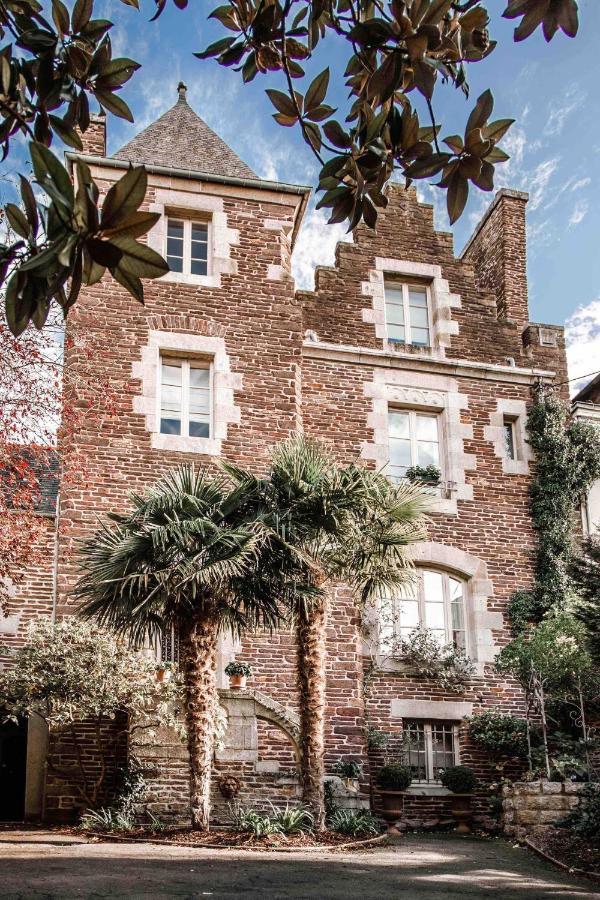 Castel Jolly Rennes Exterior foto